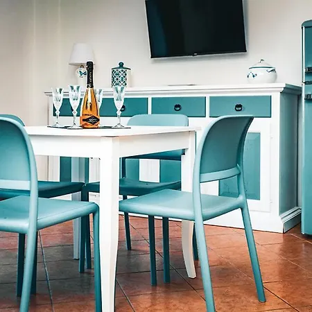 Apartment Lolly